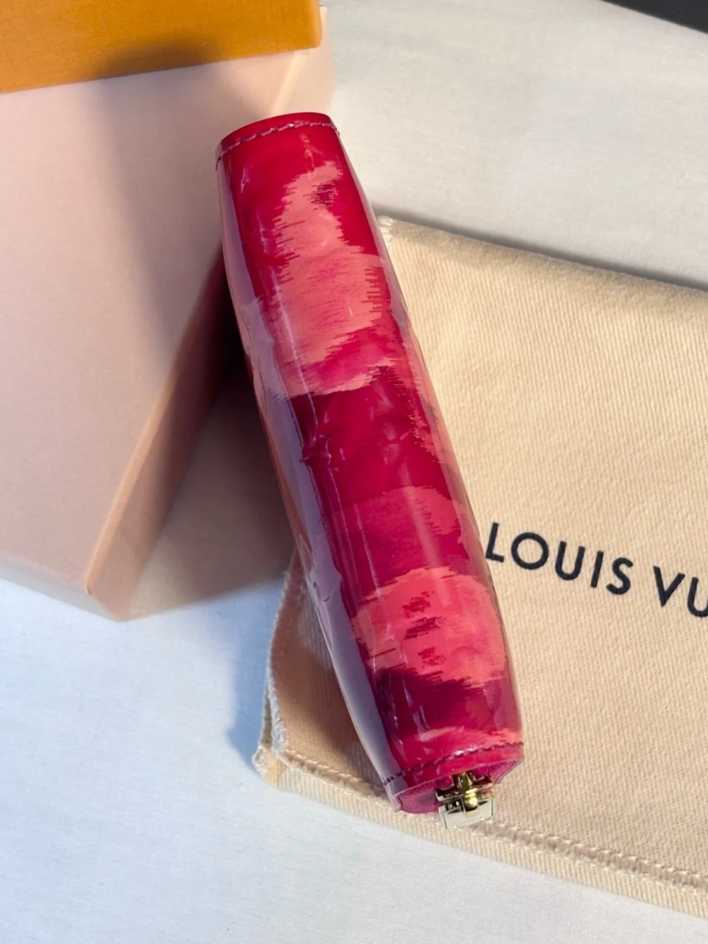 Louis Vuitton great includes